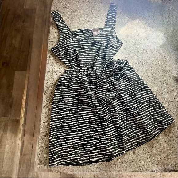 Moon Collection Women's Zebra Print Mini Dress - Size S ⭐🐾 - Picture 1 of 8